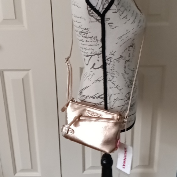 NWT UNIONBAY Organizer Crossbody Purse Rose Gold Vegan Leather - Picture 3 of 13